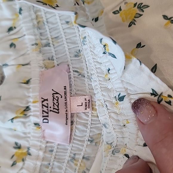 Dizzy Lizzy Floral Lined Shorts - Size L - Picture 2 of 8